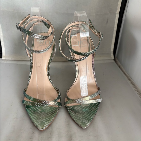 Jennifer Lopez Green Snakeskin ankle wrap Heels 9.5 - Picture 2 of 8